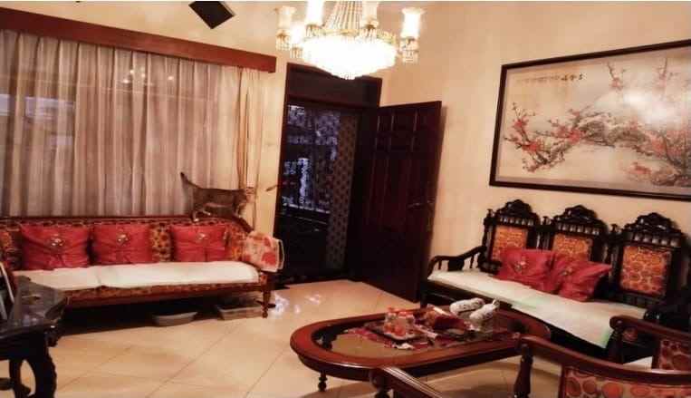 dijual rumah manyar indah