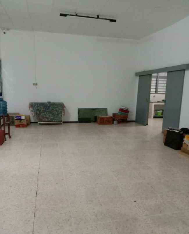 dijual rumah manyar kartika