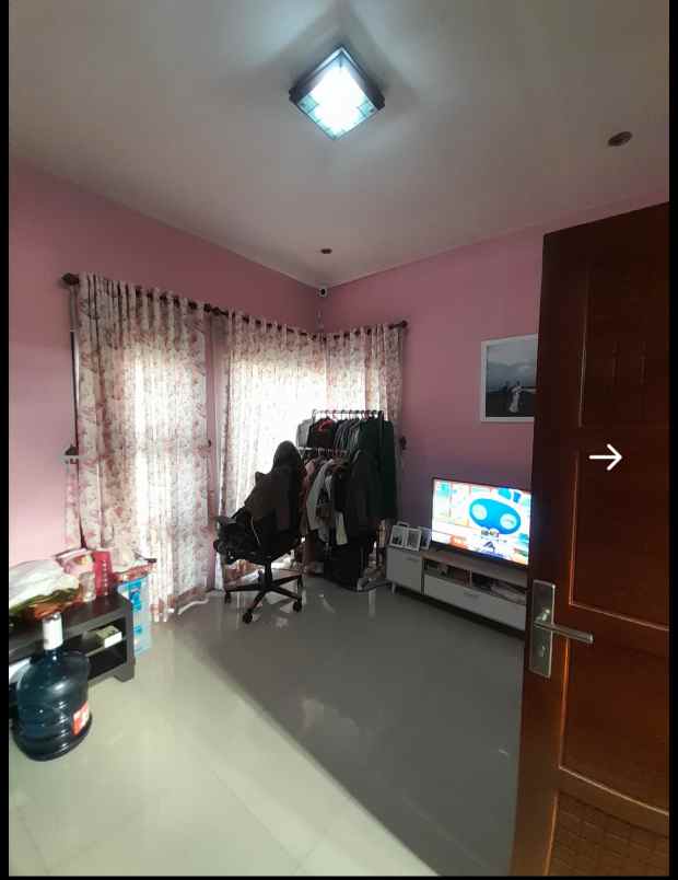 dijual rumah margajayu