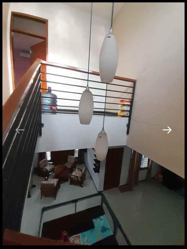 dijual rumah margajayu