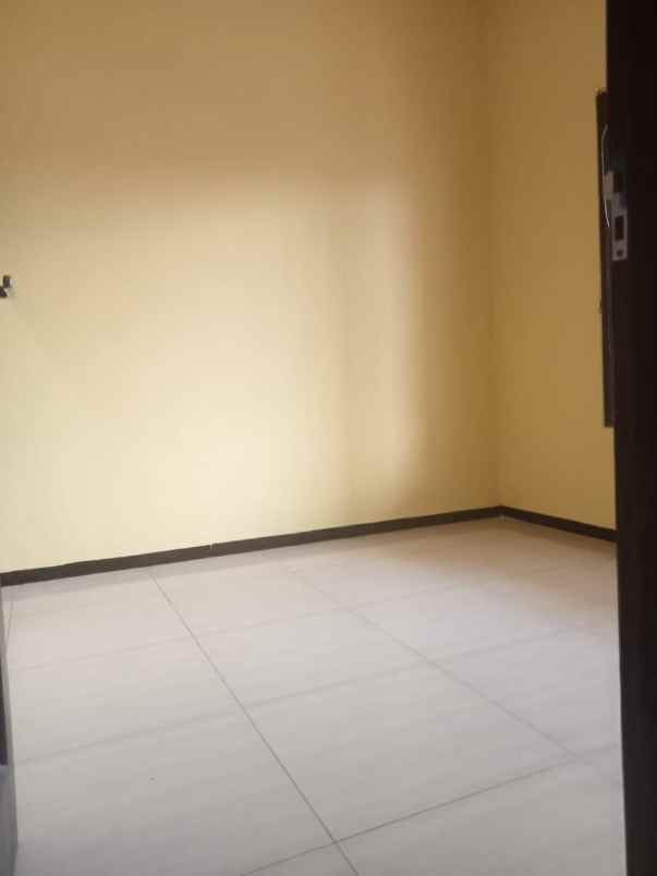 dijual rumah medayu