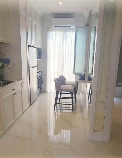 dijual rumah melrose residence