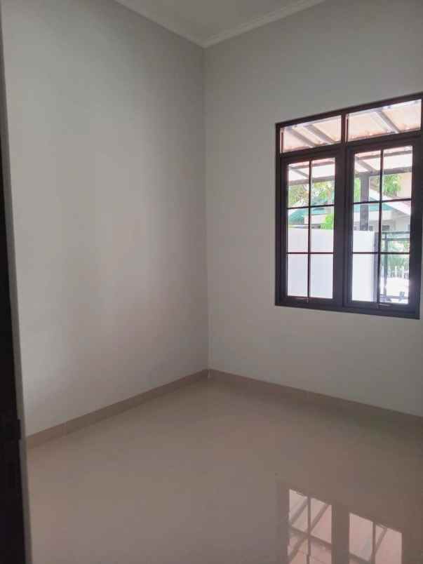 dijual rumah metro margahayu