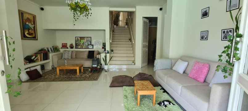 dijual rumah mewah dengan private pool di sentul city