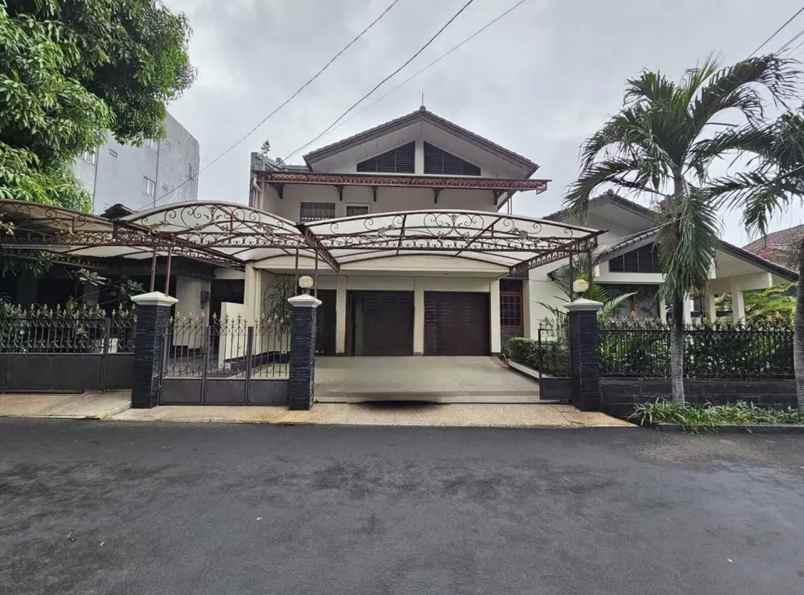 dijual rumah mewah di kawasan rempoa tangerang selatan