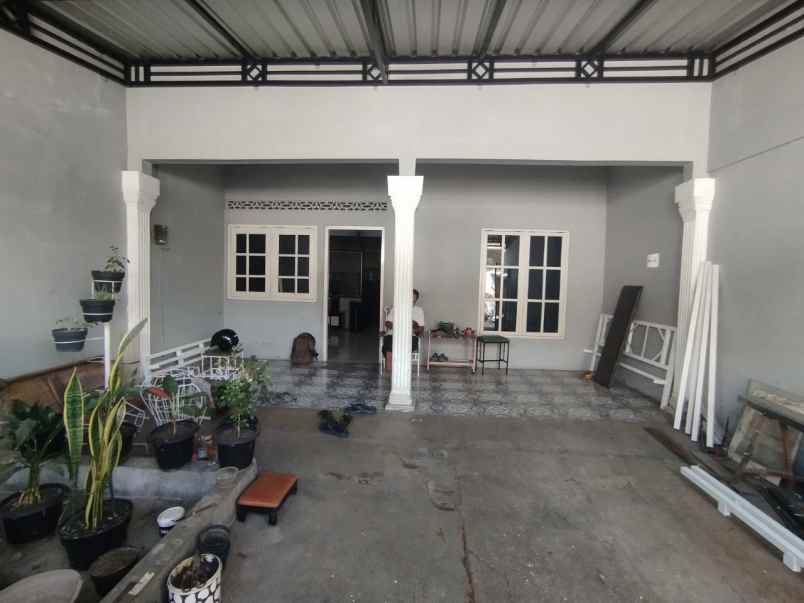 dijual rumah mojosongo jebres surakarta