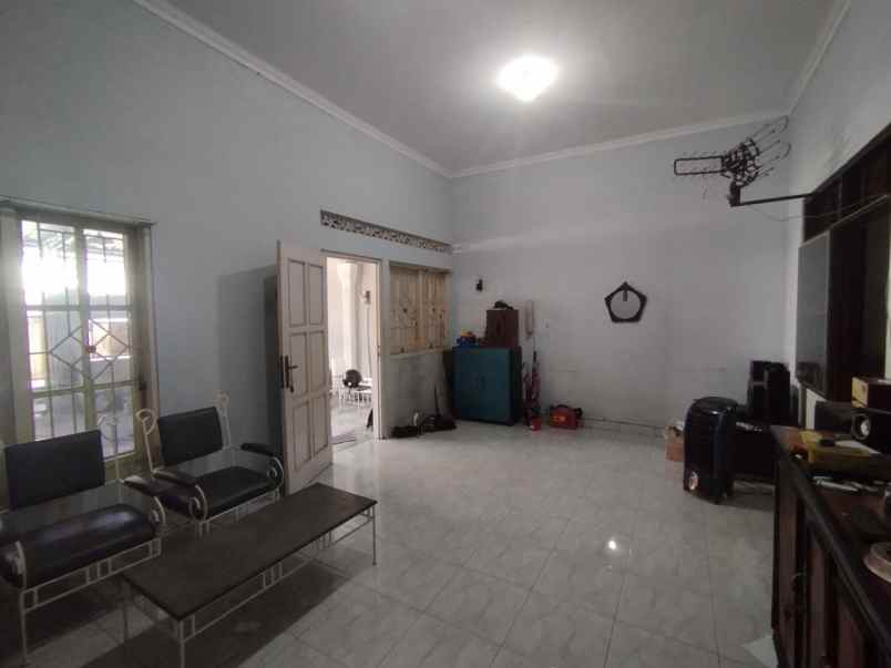 dijual rumah mojosongo jebres surakarta