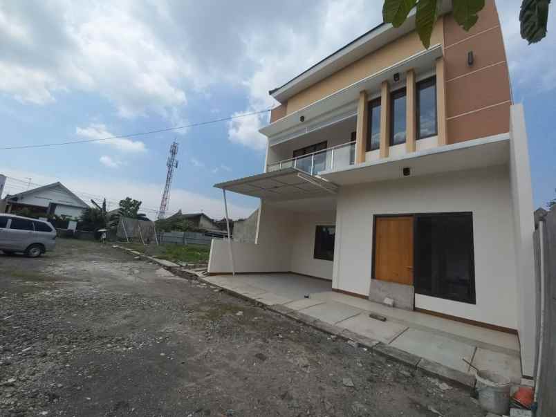 dijual rumah nusukan banjarsari surakarta