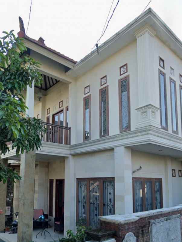 dijual rumah padang kartika