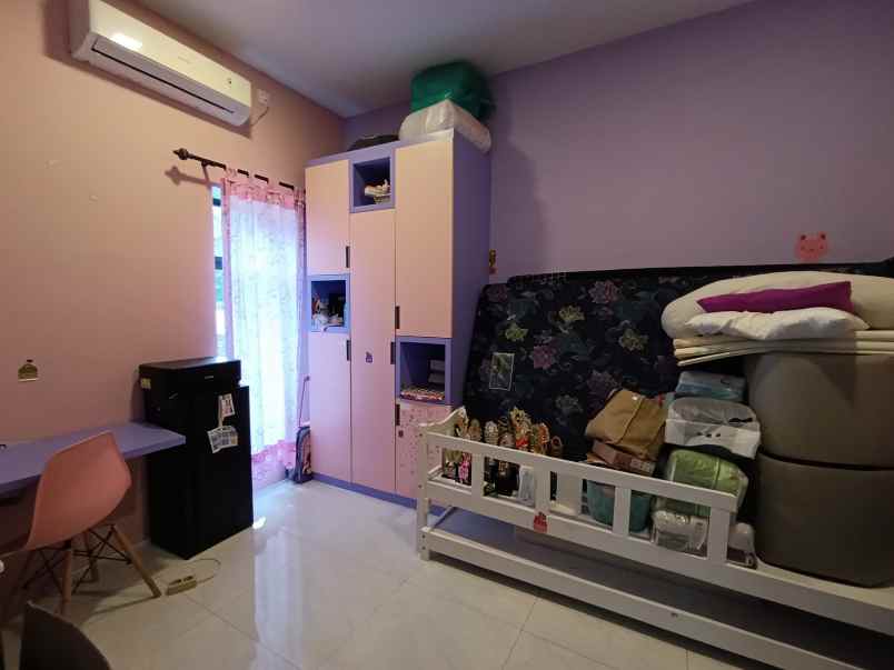 dijual rumah pancoran mas