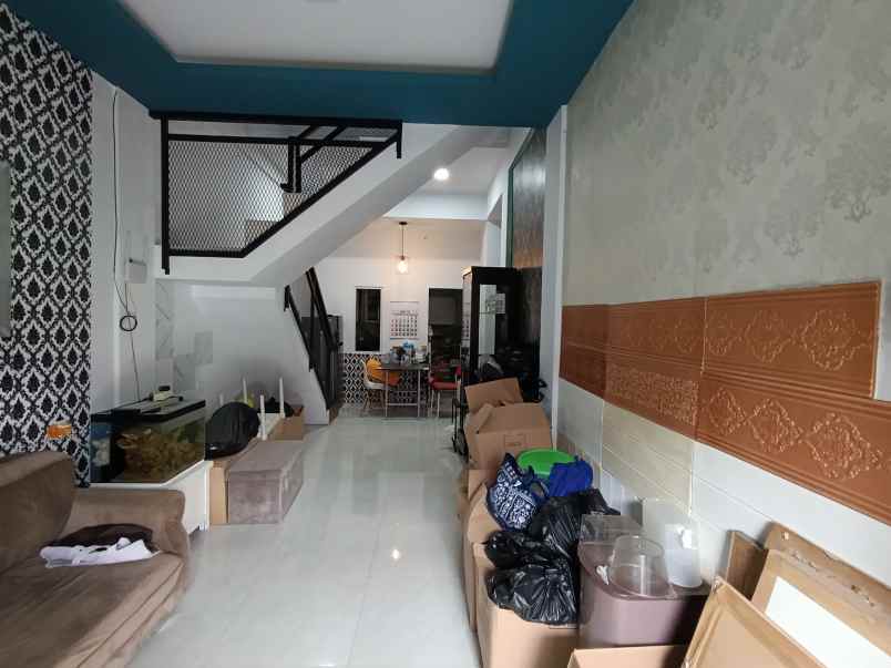 dijual rumah pancoran mas