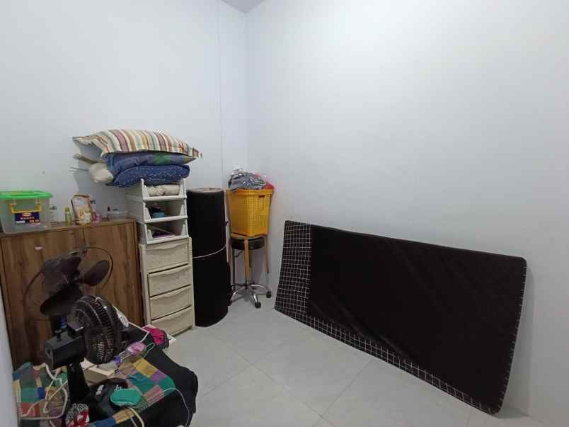 dijual rumah pancoran mas