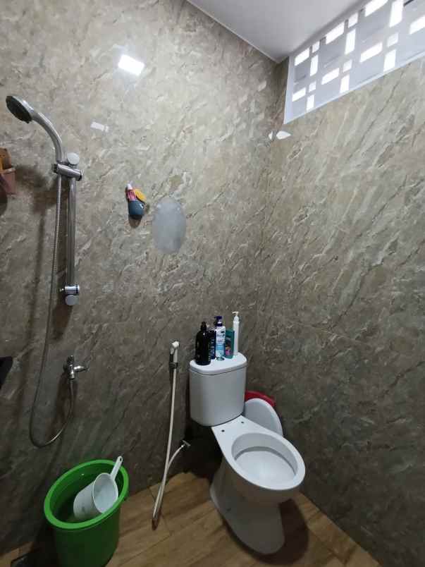 dijual rumah pancoran mas