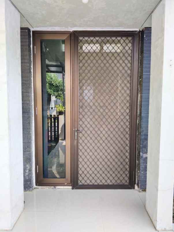 dijual rumah pantai mentari