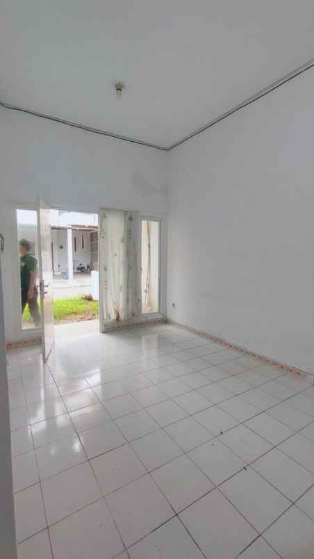 dijual rumah paradise serpong city tangsel