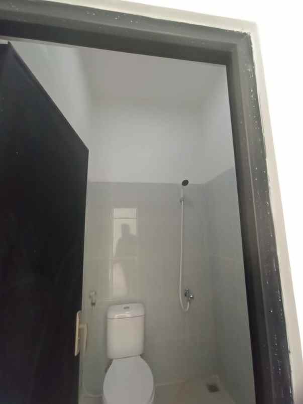 dijual rumah pasar pucung cilodong depok