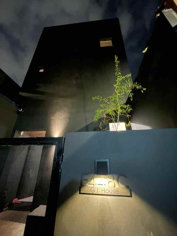 dijual rumah paseban senen jakarta pusat