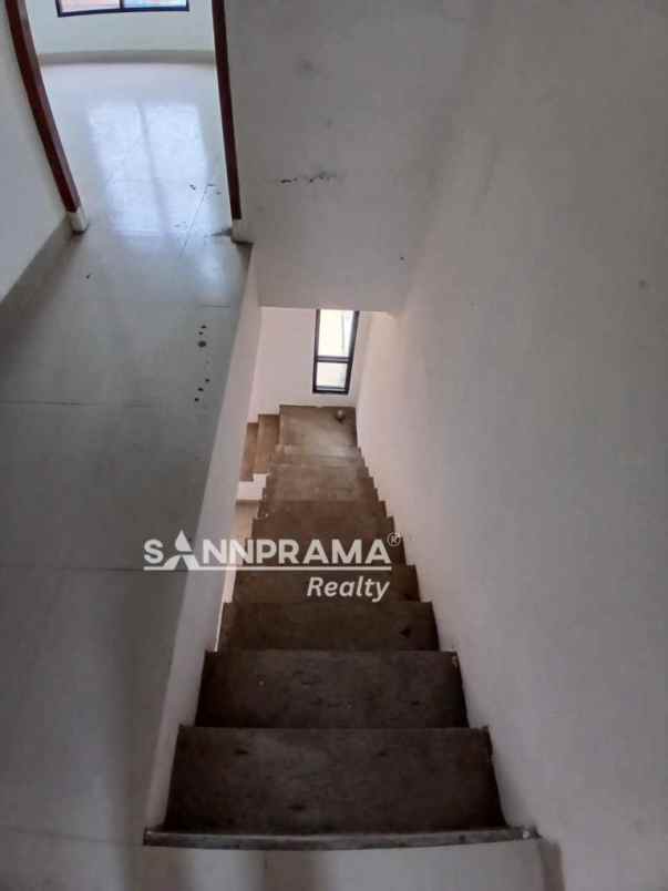 dijual rumah pengasinan