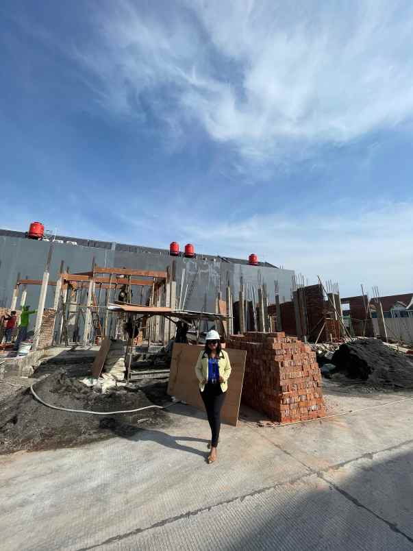 dijual rumah perumahan adivasa jl