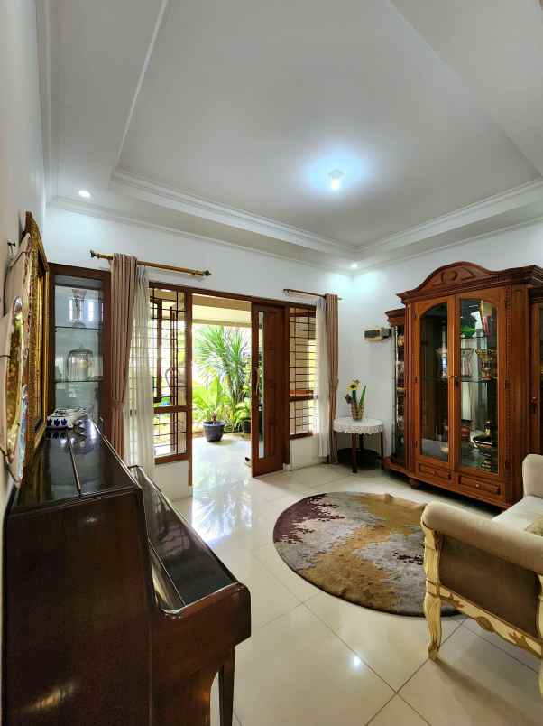 dijual rumah perumahan bintaro jaya