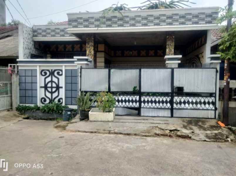 dijual rumah perumahan duta bandara