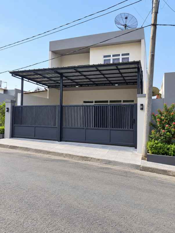 dijual rumah perumahan duta harapan