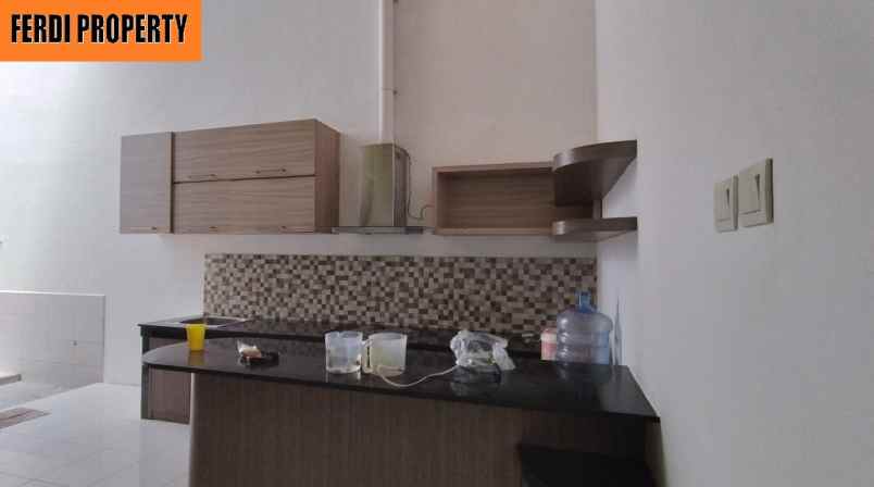 dijual rumah perumahan legenda wisata