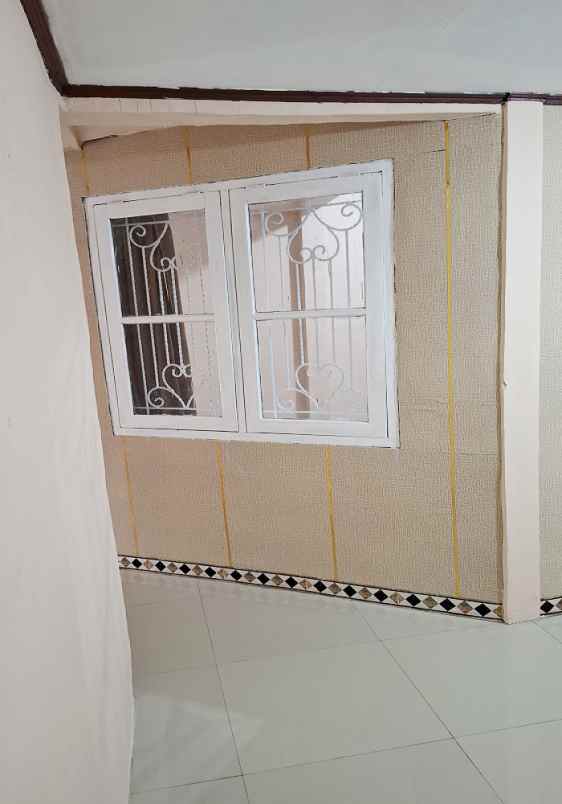 dijual rumah perumahan permata nirwana