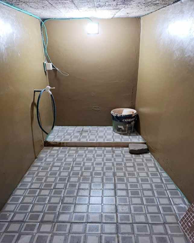 dijual rumah perumahan permata nirwana