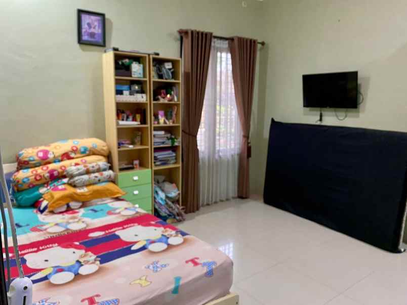 dijual rumah perumahan taman pondok