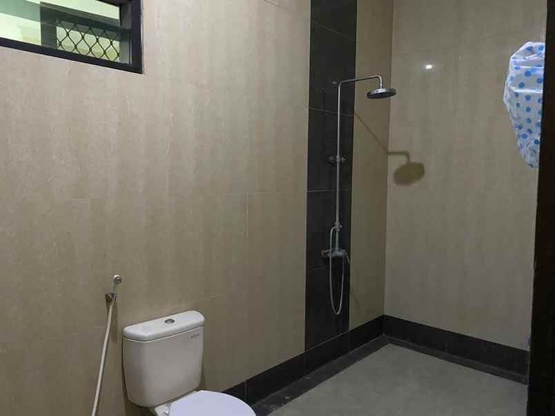 dijual rumah perumahan taman pondok