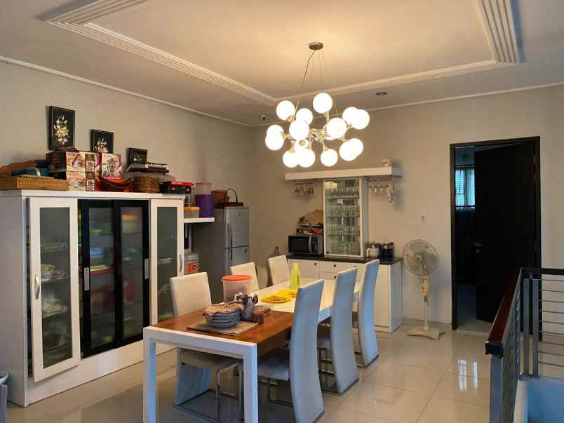 dijual rumah perumahan taman pondok