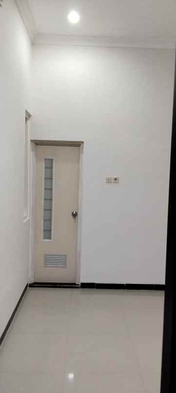 dijual rumah perumahan urban mansion no