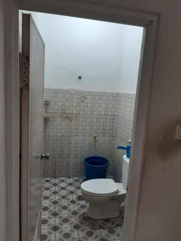 dijual rumah perumahan villa asri jl