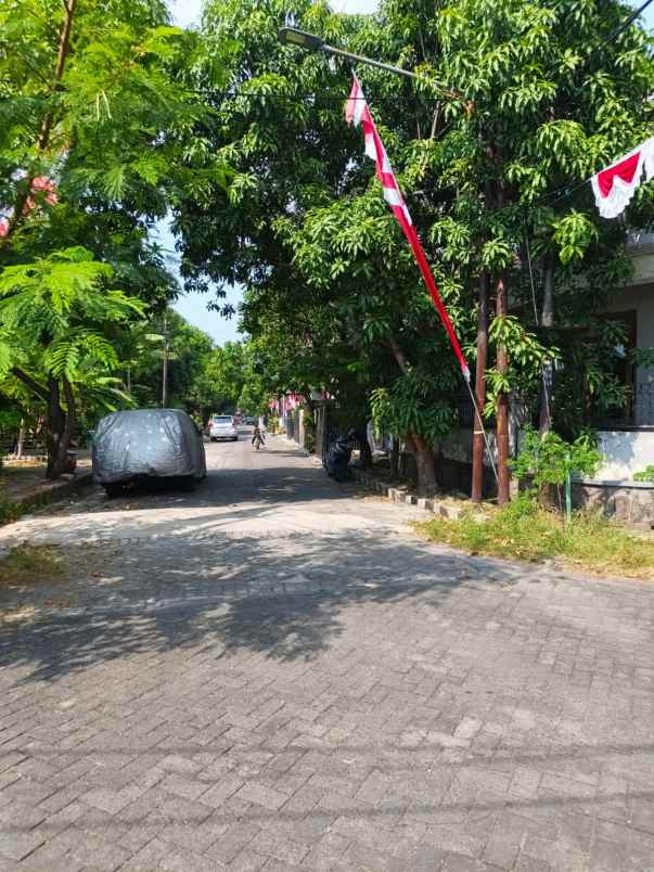 dijual rumah perumahan wisma