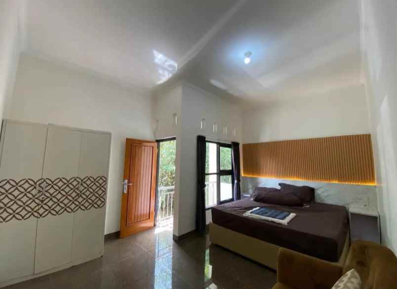 dijual rumah pete