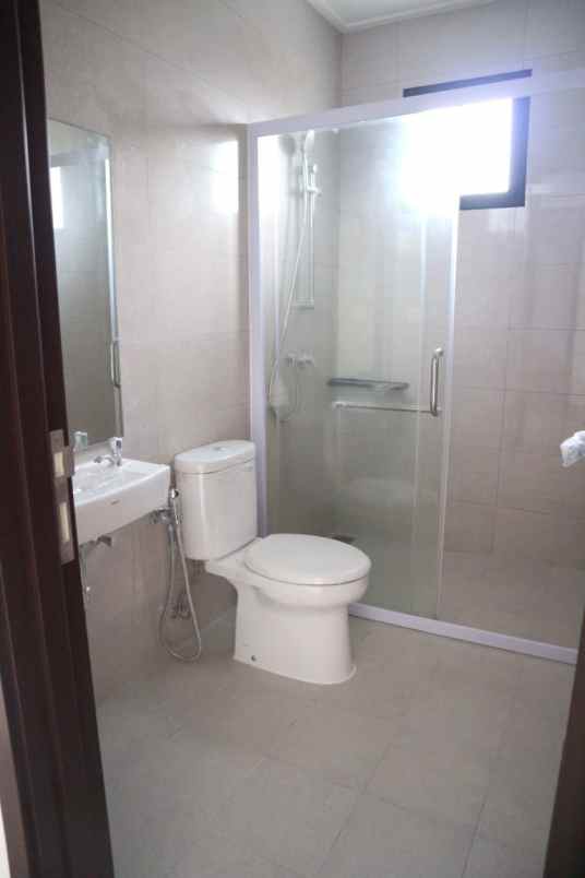 dijual rumah pik 2 penjaringan kamal muara