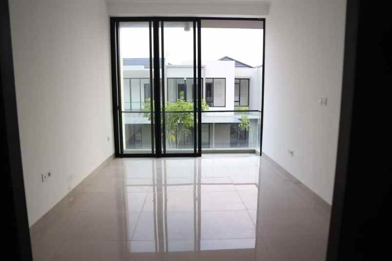 dijual rumah pik 2 penjaringan kamal muara