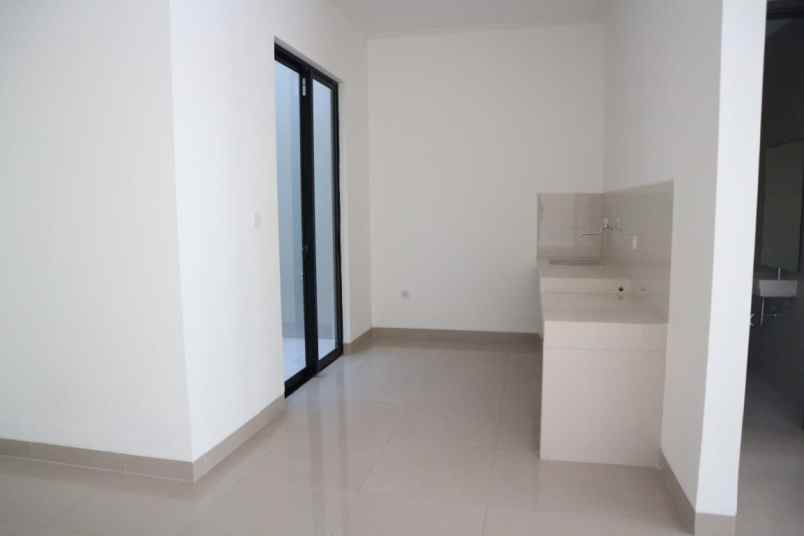 dijual rumah pik 2 penjaringan kamal muara