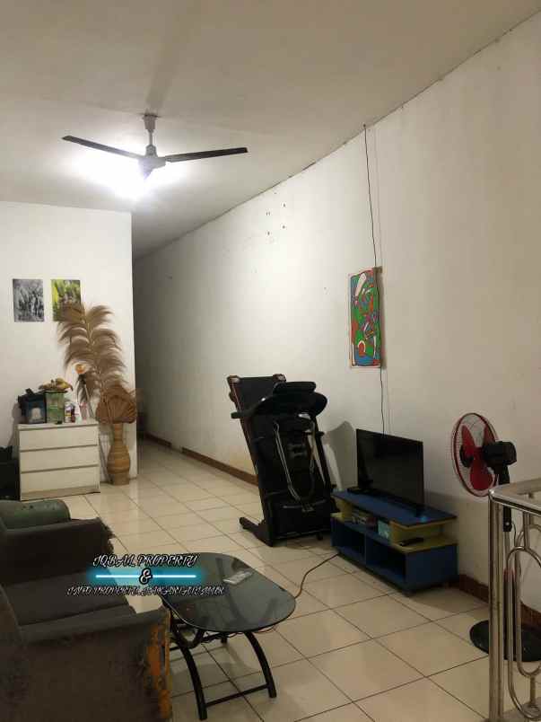 dijual rumah pisangan timur jakarta timur