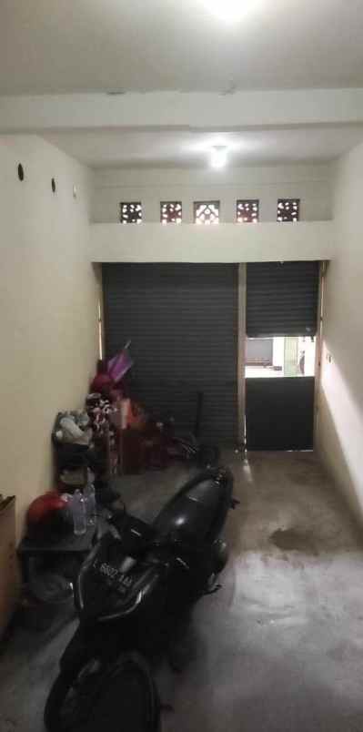 dijual rumah ploso timur kec tambaksari