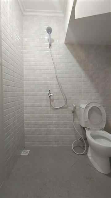 dijual rumah pondok gede