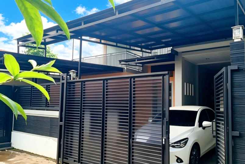dijual rumah pondok gede