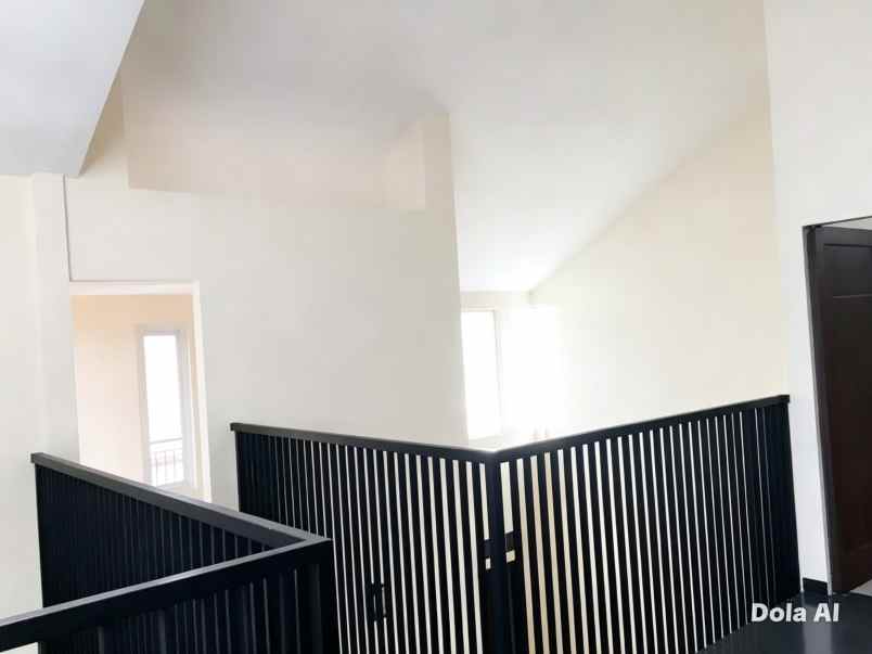 dijual rumah pondok gede