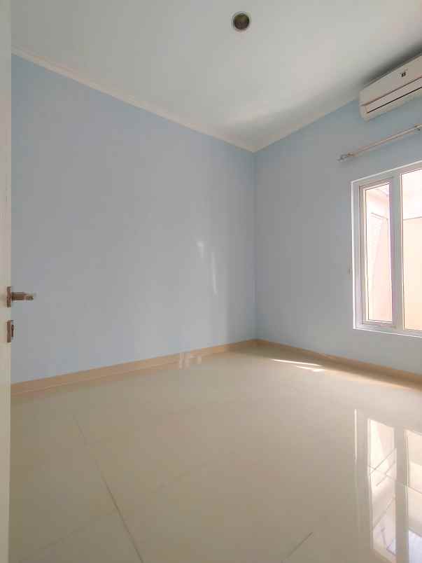 dijual rumah pondok kelapa jakarta timur