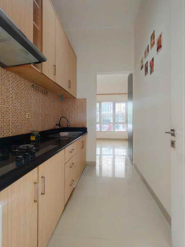 dijual rumah pondok kelapa jakarta timur