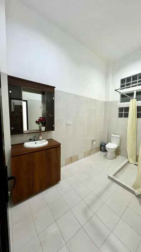 dijual rumah pondok pinang