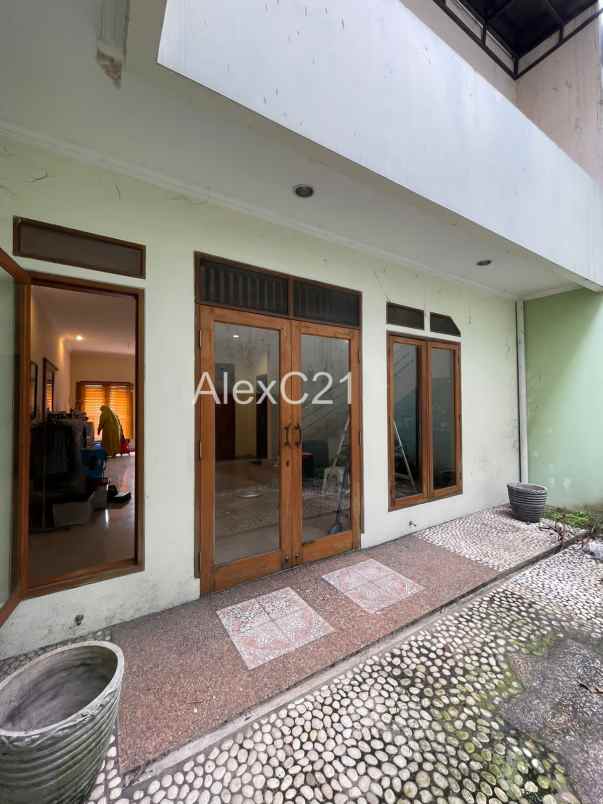 dijual rumah pondok ranji