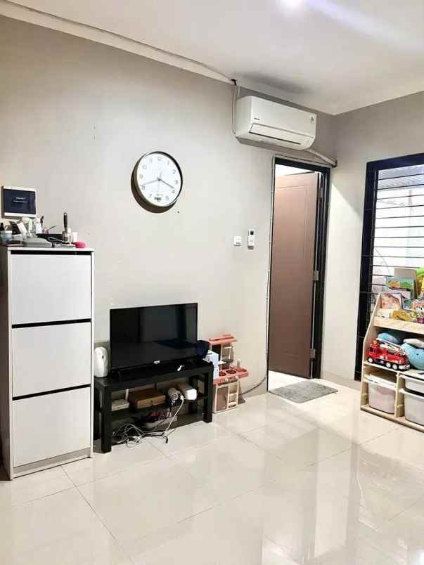 dijual rumah pondok ranji