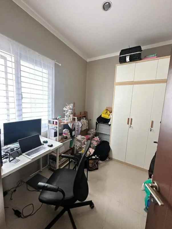 dijual rumah pondok ranji